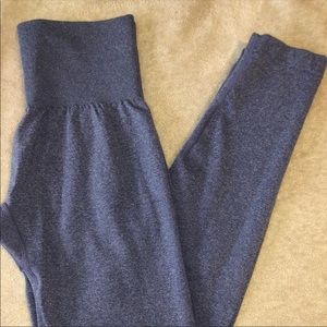 NVGTN -blue contour leggings